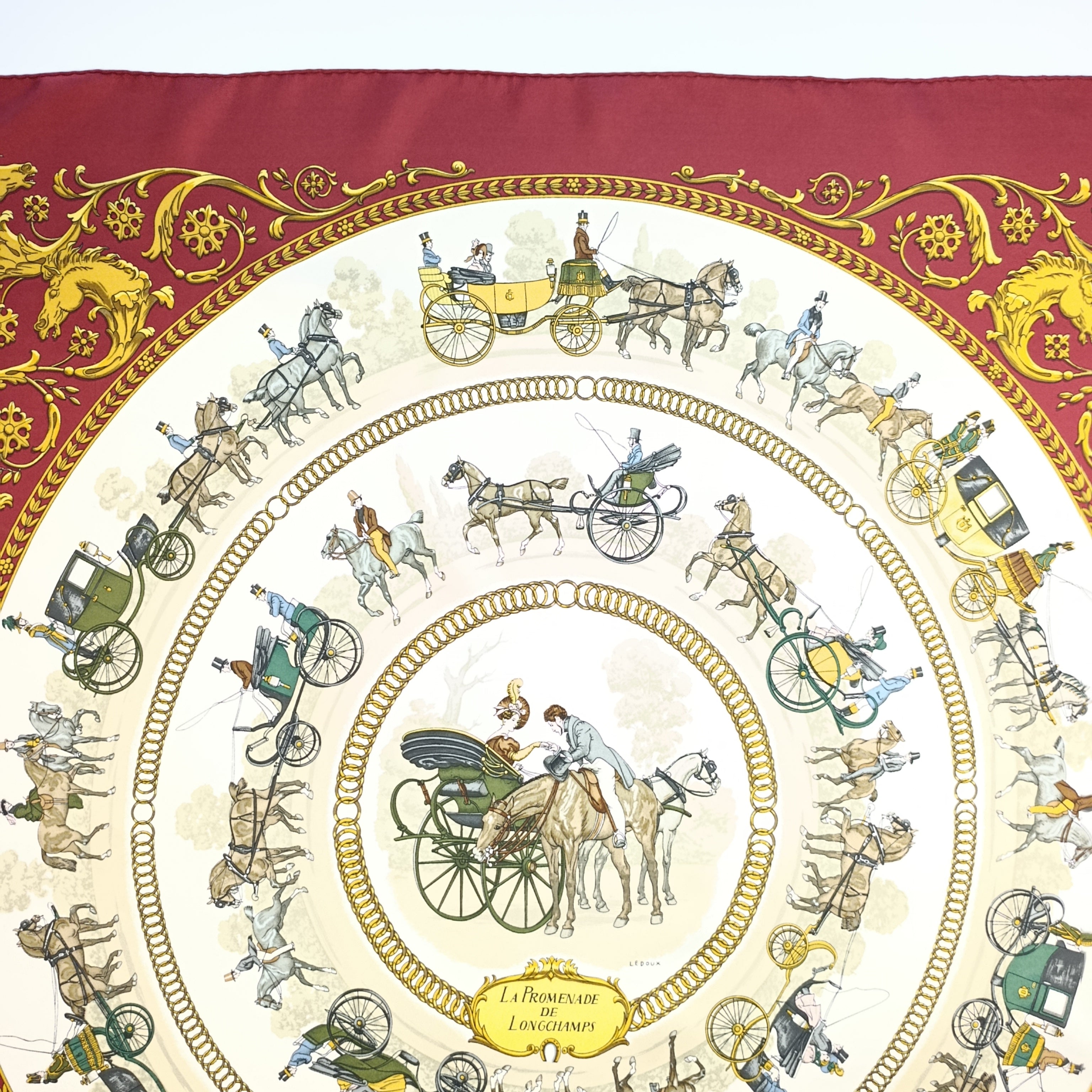 Foulard Hermès Carré "La Promenade de Longchamps"  Bordo Rosso