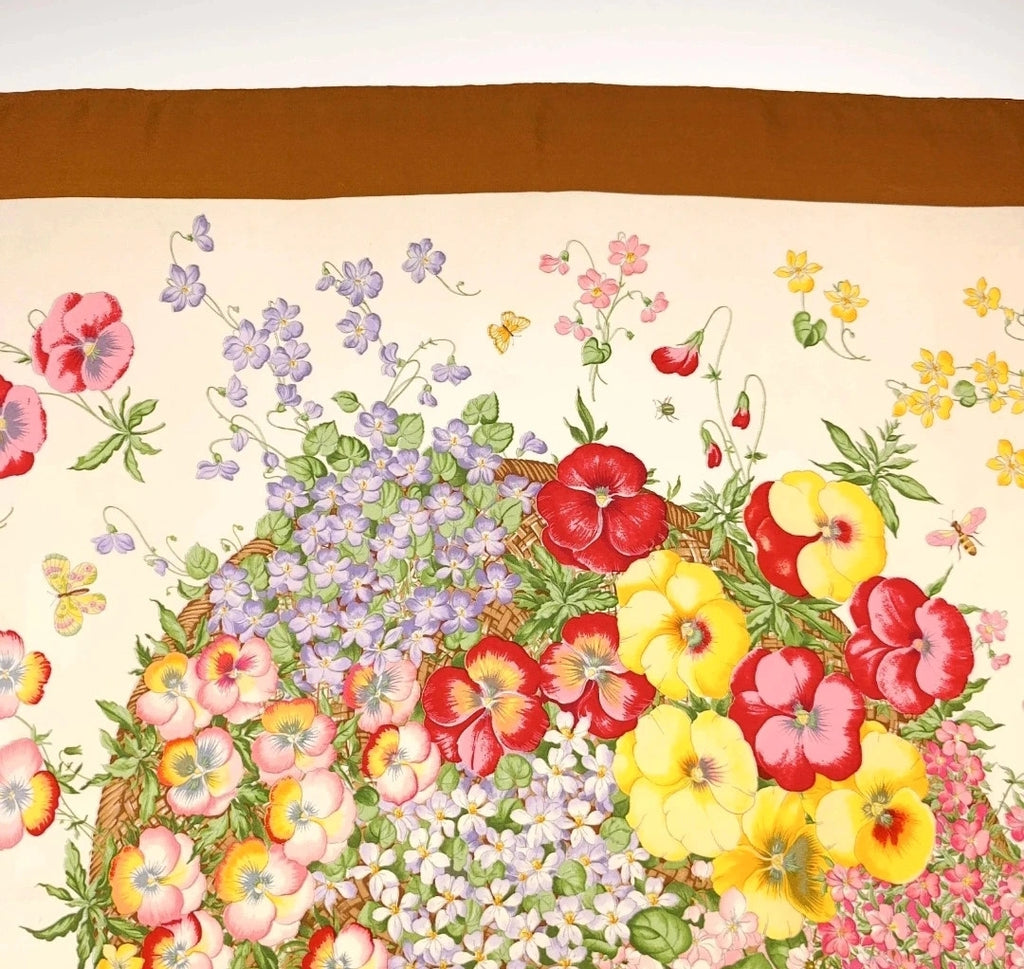 Foulard Gucci Vintage Motivo "Flora" con Bordo Marrone