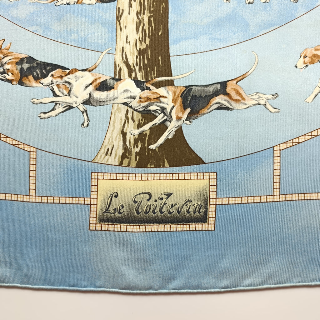 Foulard Hermès Le Poitevin Seta Azzurro Vintage