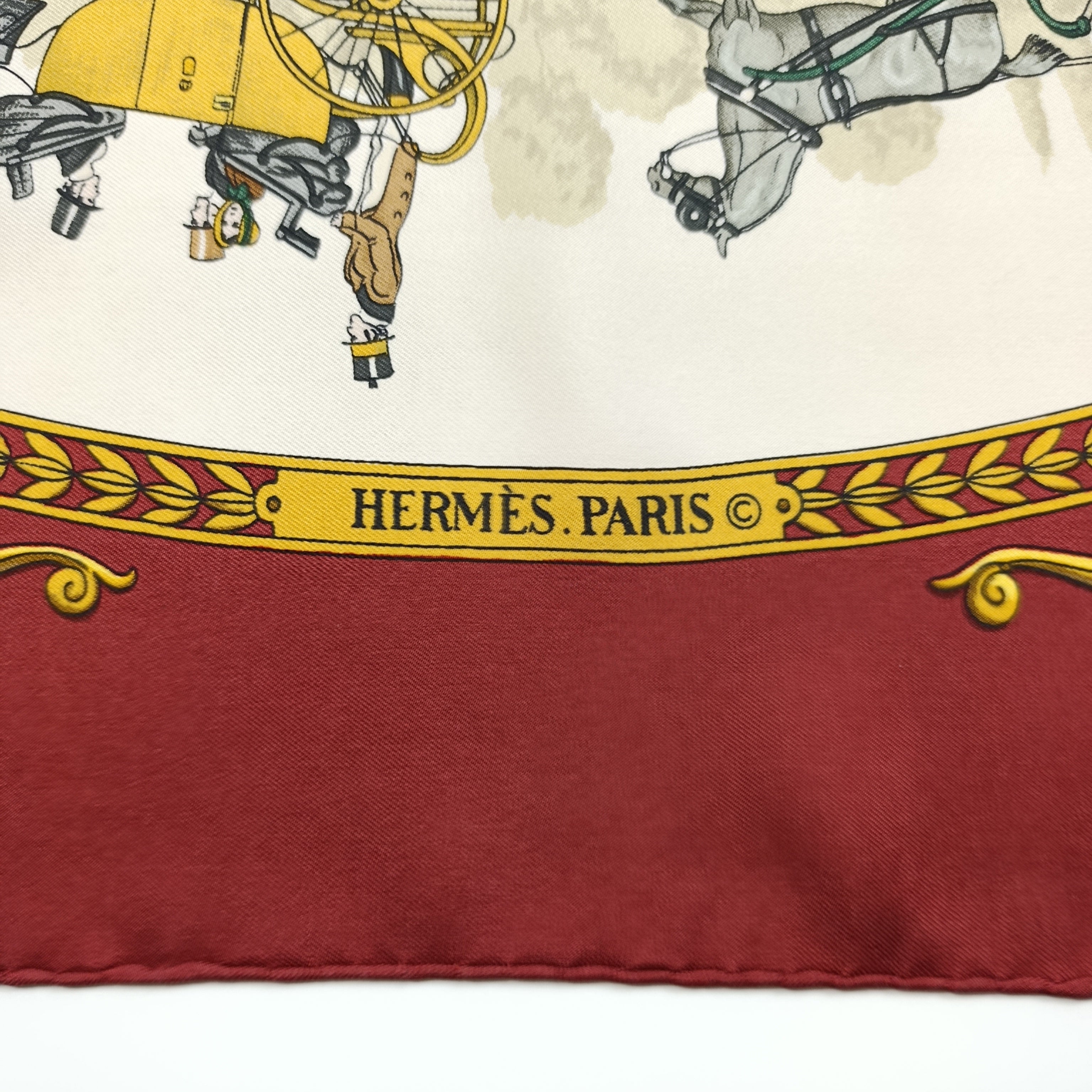 Foulard Hermès Carré "La Promenade de Longchamps"  Bordo Rosso