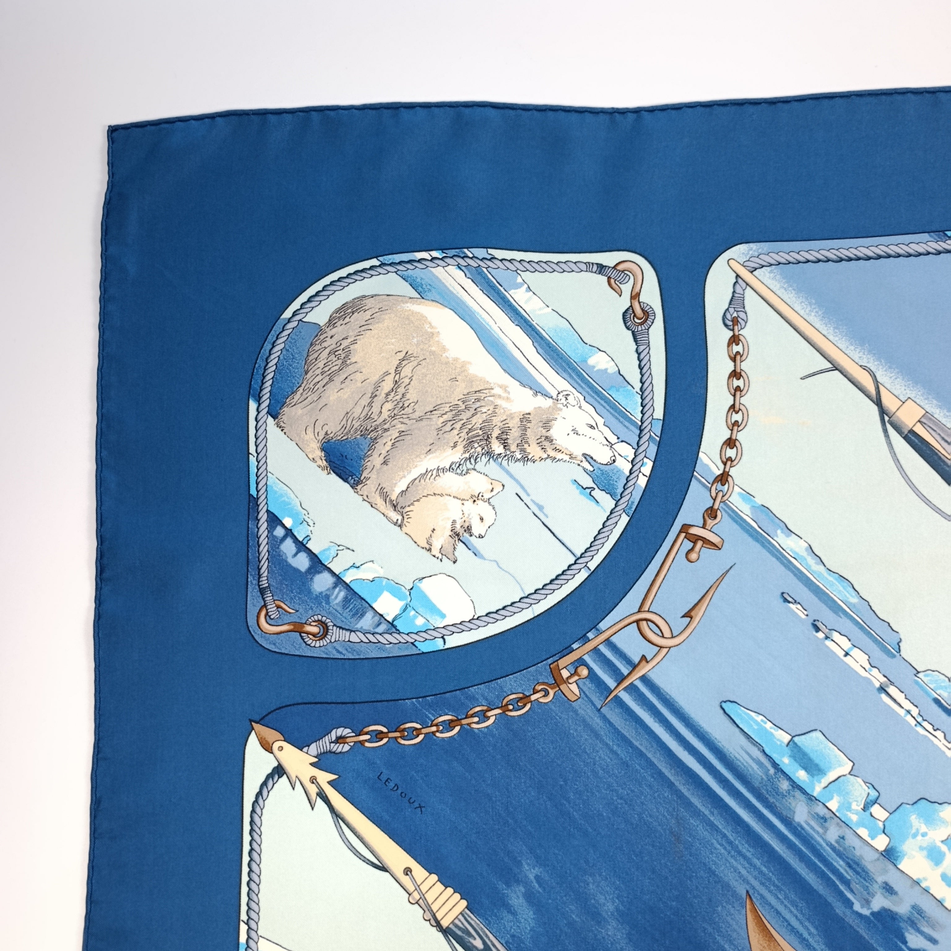 Foulard Hermès Grønland di Philippe Ledoux in Seta