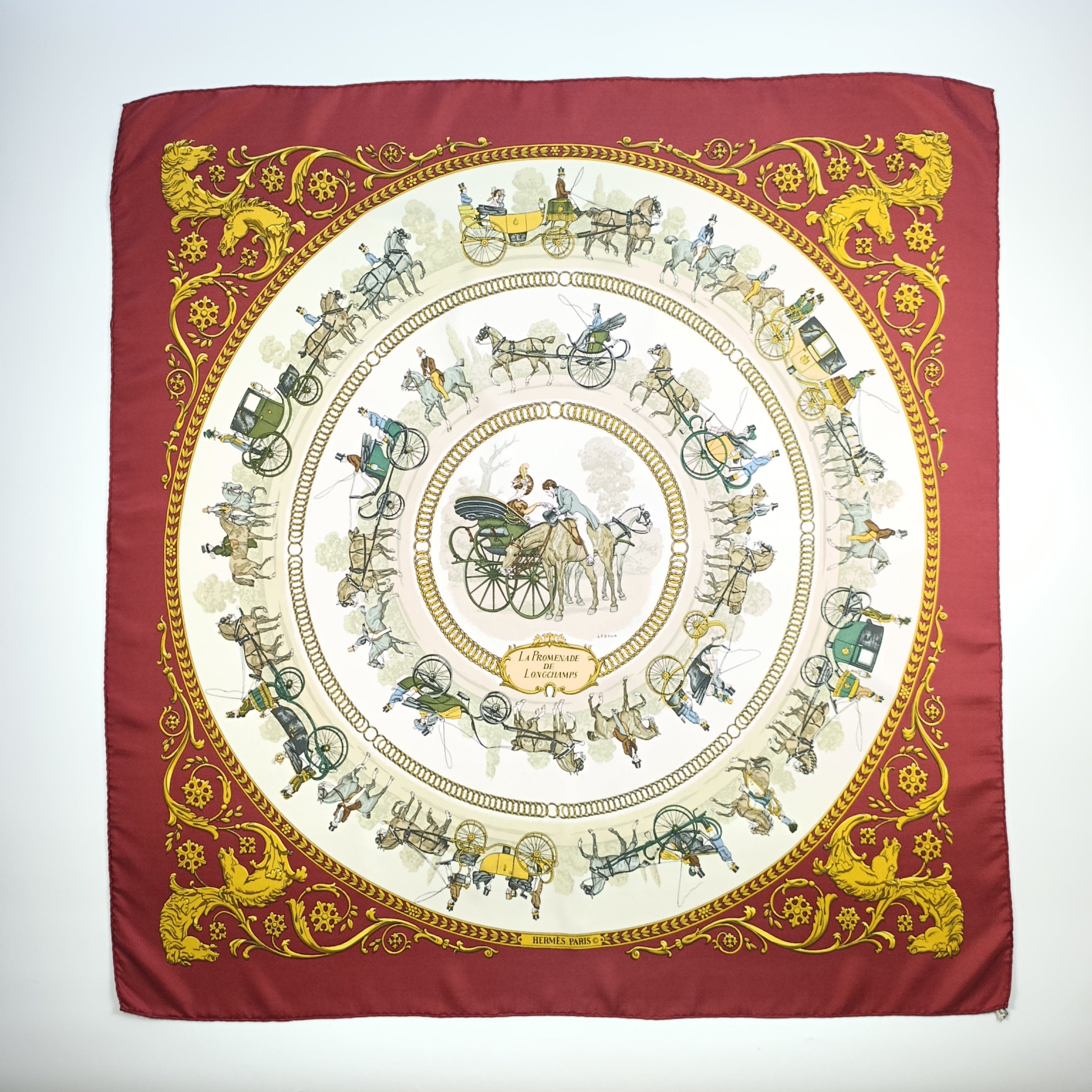 Foulard Hermès Carré "La Promenade de Longchamps"  Bordo Rosso