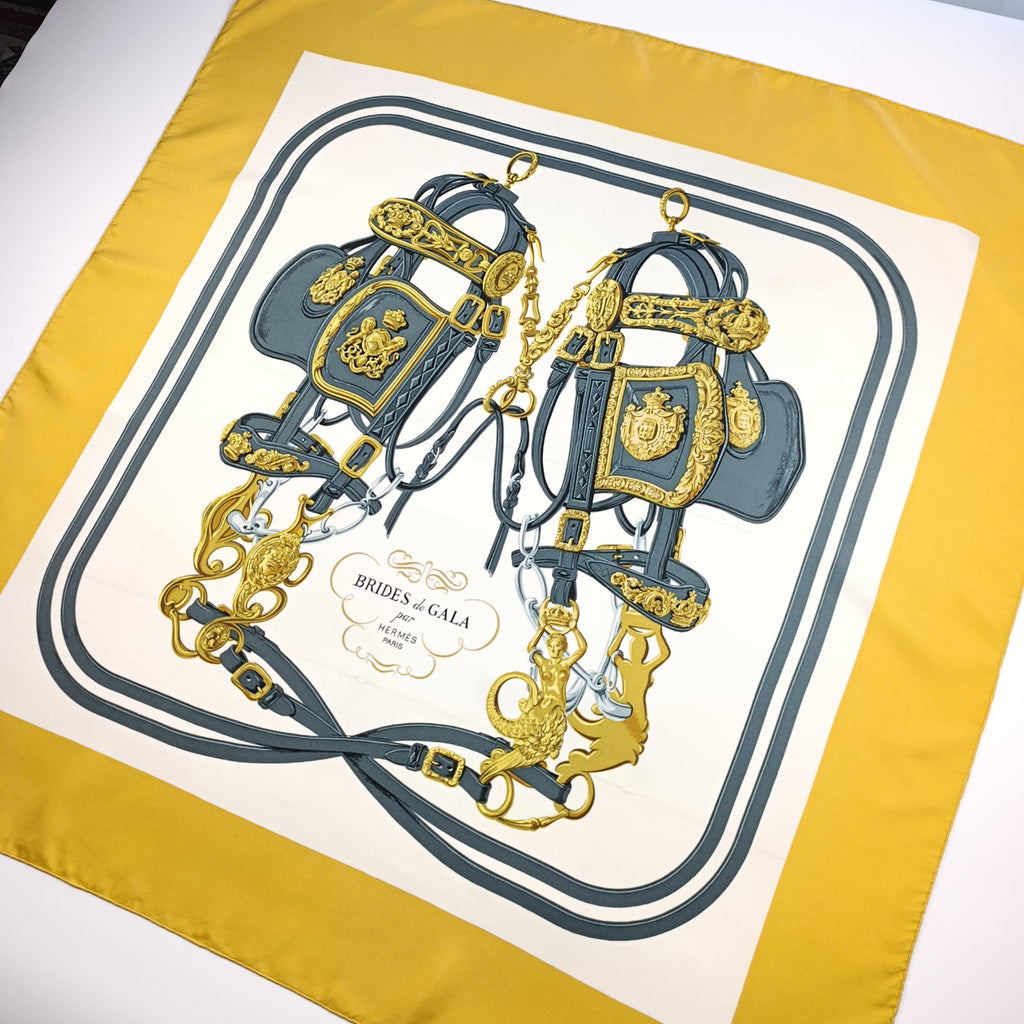Foulard Hermès Brides de Gala Oro Vintage Prima Edizione
