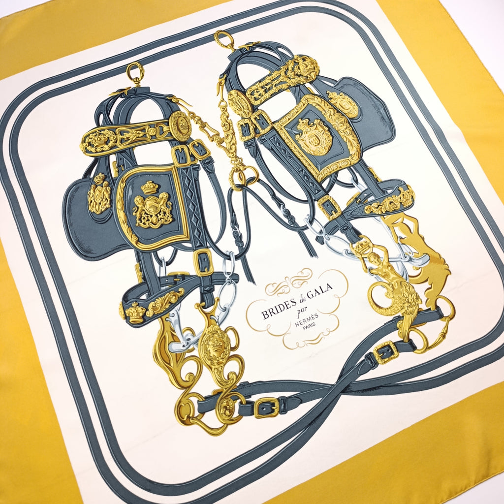 Foulard Hermès Brides de Gala Oro Vintage Prima Edizione