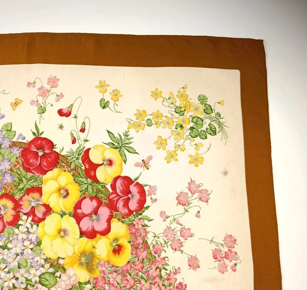 Foulard Gucci Vintage Motivo "Flora" con Bordo Marrone