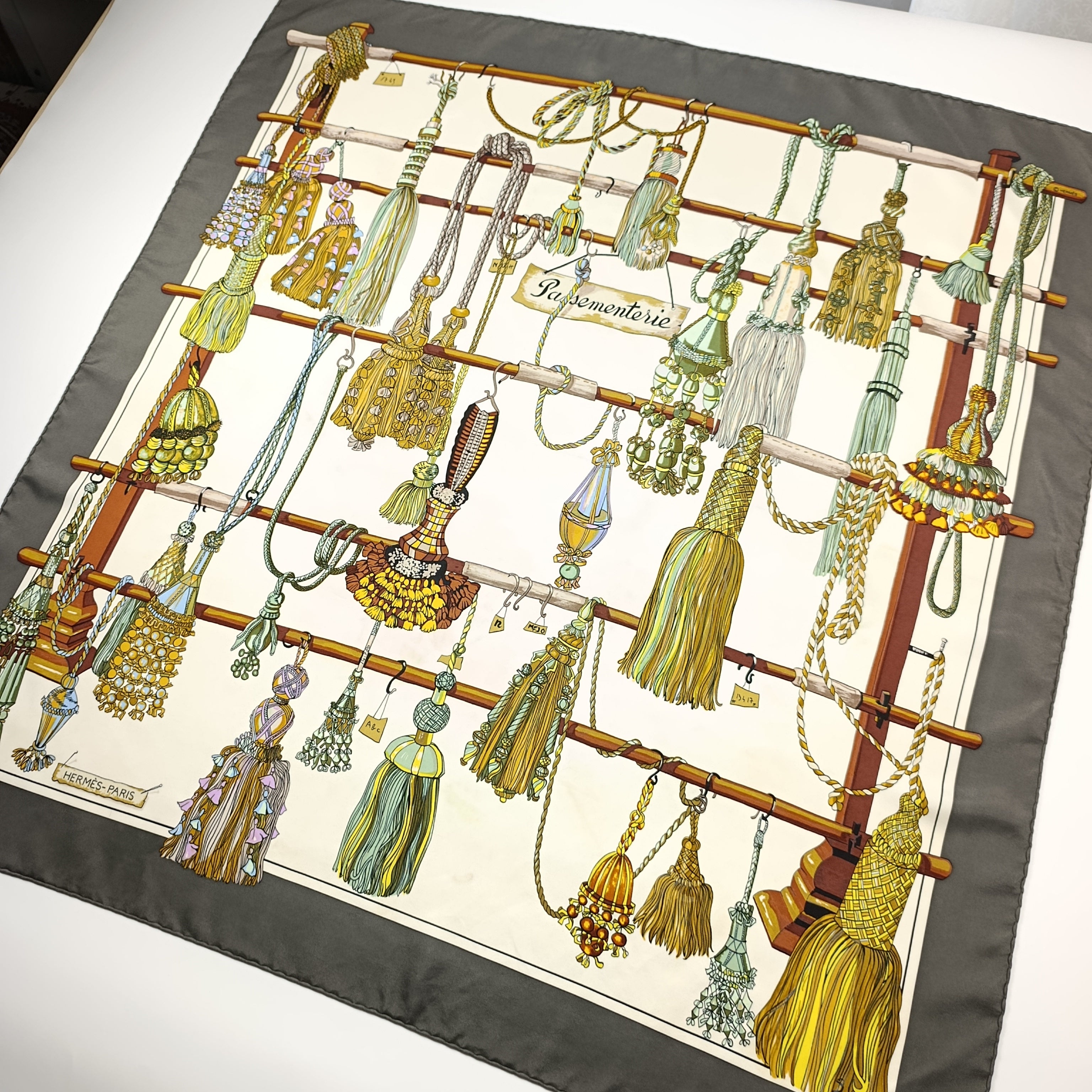 Foulard Hermès Passementerie Seta Vintage